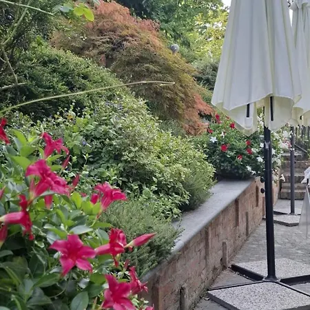 Bed & Breakfast Montisclari 3*