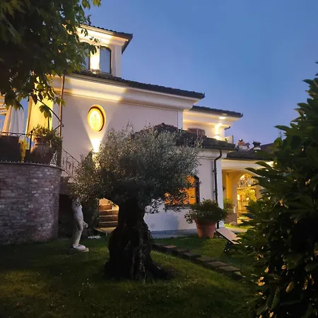 Montisclari Bed & Breakfast